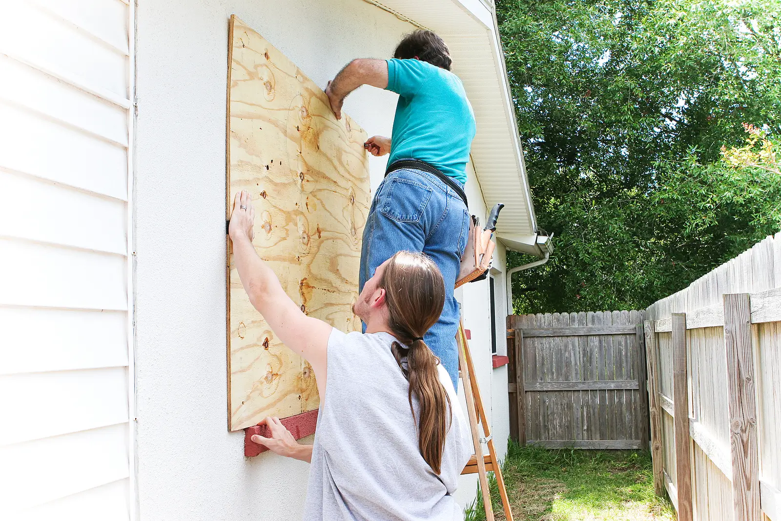 What Florida Landlords Need to Know about Hurricane Preparedness